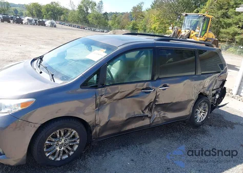 2016 Toyota Sienna Xle/Limited from USA, damaged, VIN 5TDYK3DC1GS745866